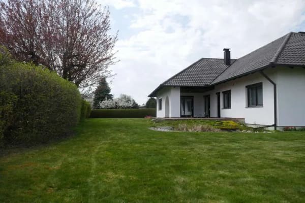 Immobilie in Rottenburg a. d. Laaber - Bungalow mit großem Garten - Bild 1