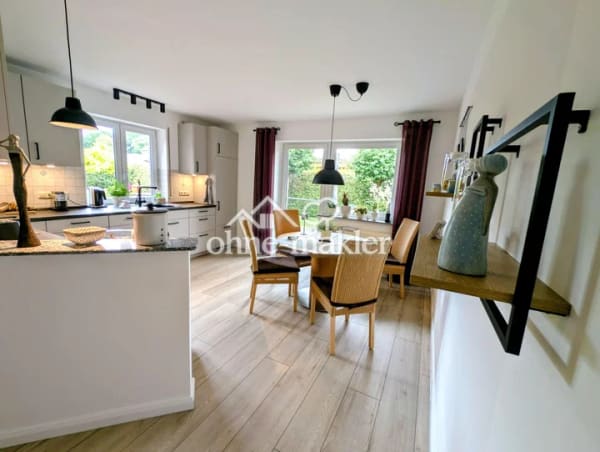 Immobilie in Jade - Provisionsfrei: Großzügiges Einfamilienhaus mit Südterrasse und Garten in Jaderberg - Bild 1
