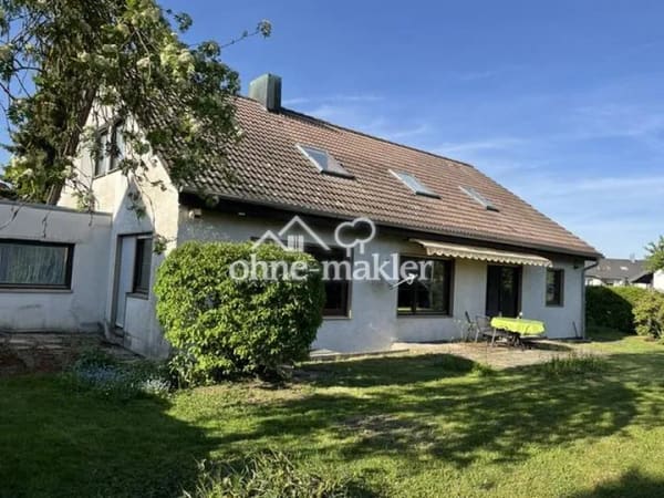 Immobilie in Herrenberg - EFH Kuppingen – 731 qm, zentrale Lage - Bild 0