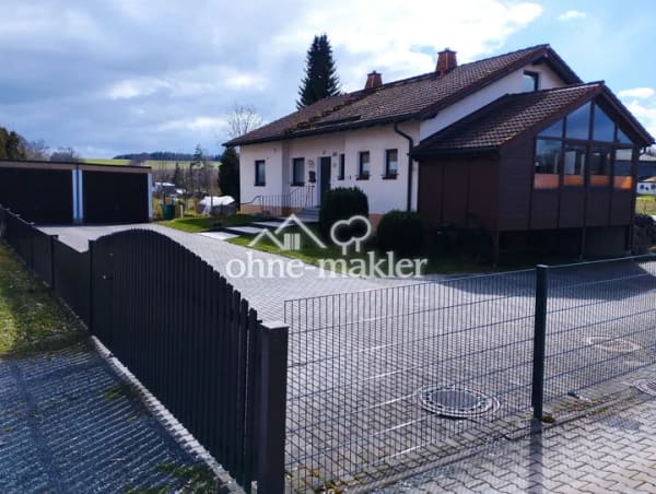 Immobilie in Thiersheim - Modernisiertes Landanwesen mit Pferdehaltung | 250 m² | 4.000 m² - Bild 1