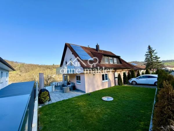 Immobilie in Forchtenberg - Nachhaltig Wohnen und Sparen: Haus mit ELW (Zins-Joker), High-End Technik 2022 und 1300m² Grund - Bild 0