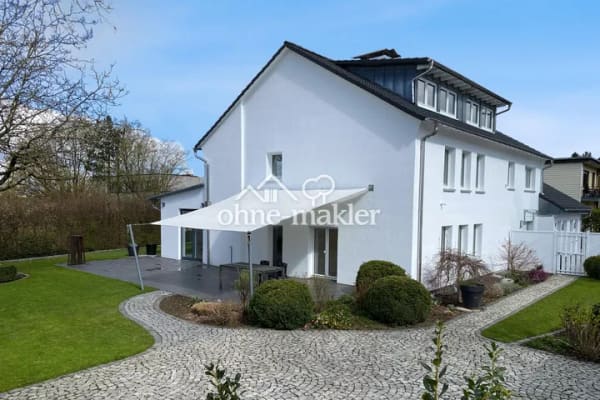 Immobilie in Halver - Großzügiges Zweifamilienhaus mit ca. 389 m² Wohnfläche – ideal für Mehrgenerationen - Bild 2