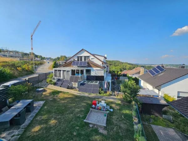 Immobilie in Albershausen - Wohnen mit Weitblick – exklusives 3-Familienhaus mit ca. 324 m², PV, Speicher & traumhafter Aussicht - Bild 0