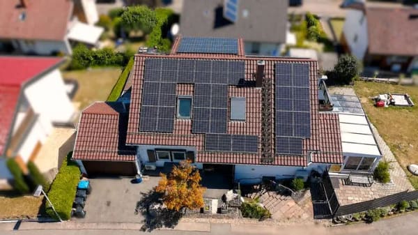 Immobilie in Albershausen - Wohnen mit Weitblick – exklusives 3-Familienhaus mit ca. 324 m², PV, Speicher & traumhafter Aussicht - Bild 3