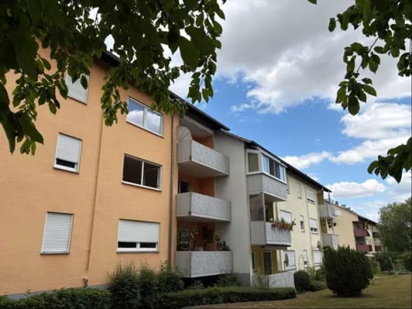 Immobilie in Donaueschingen - Sonnige 3,5-Zimmer-Wohnung mit Garage - Bild 2