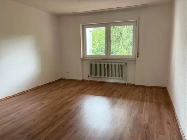 Immobilie in Donaueschingen - Sonnige 3,5-Zimmer-Wohnung mit Garage - Bild 4