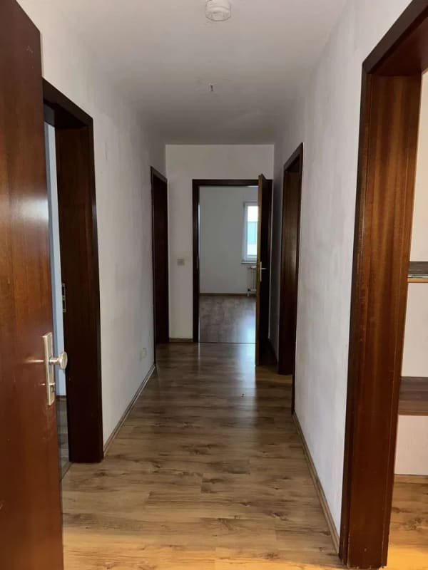 Immobilie in Bleckede - Eigennutzer: Charmante 3-Zimmer-Dachgeschosswohnung mit ca. 70 m² inkl. Garage - Bild 2