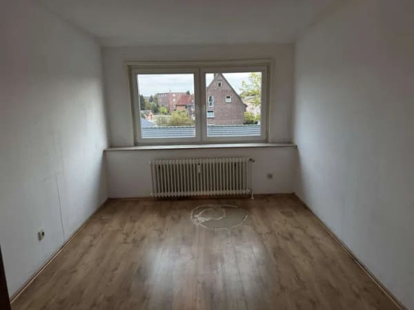 Immobilie in Bleckede - Eigennutzer: Charmante 3-Zimmer-Dachgeschosswohnung mit ca. 70 m² inkl. Garage - Bild 3