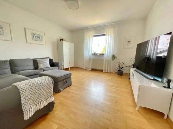 Immobilie in Neu-Anspach - *** Super, schickes, freistehendes Einfamilienhaus mit ELW - Bild 3