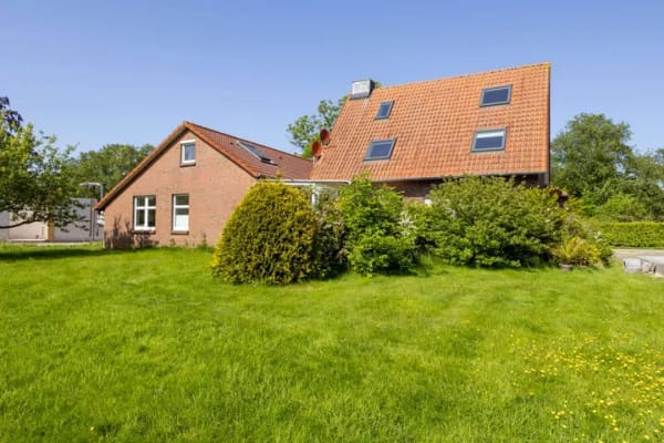 Immobilie in Norden - Großes Einfamilienhaus mit Garage und Wintergarten - Bild 2