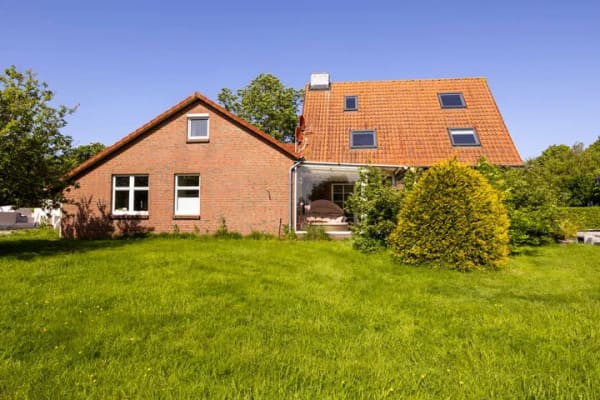 Immobilie in Norden - Großes Einfamilienhaus mit Garage und Wintergarten - Bild 4