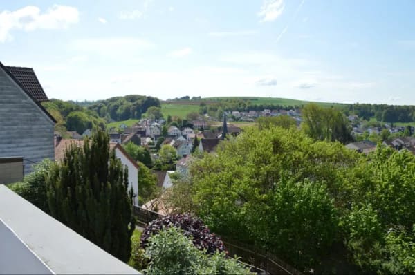 Immobilie in Zweibrücken - Neuer Preis ! 2 FH, gr. Grst., traumhaften Ausblick in ZW-Ortsteil (AW146 ).Ansehen lohnt sich ! - Bild 2