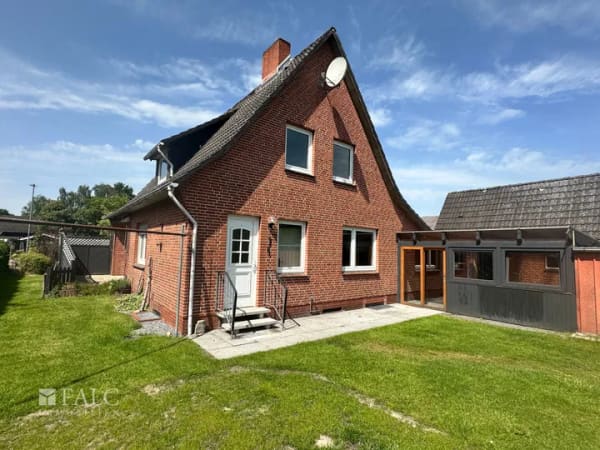 Immobilie in Burweg - Ihr neues Zuhause in Himmelpforten - gepflegtes Einfamilienhaus mit tollem Grundstück - Bild 2