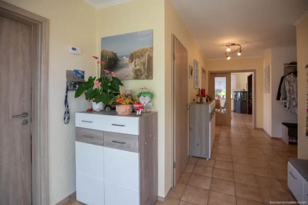 Immobilie in Klein Offenseth-Sparrieshoop - Geschmackvoll und individuell - Bungalow in Klein Offenseth-Sparrieshoop - Bild 2