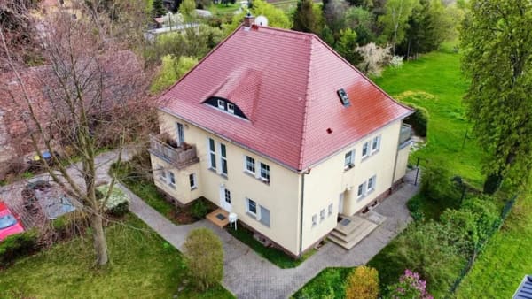 Immobilie in Coswig - + ESDI + Einzigartige Villa auf einem 2.500 m2 Traumgrundstück mit Blick in die Elbauen in Coswig! - Bild 0