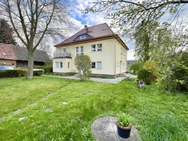Immobilie in Coswig - + ESDI + Einzigartige Villa auf einem 2.500 m2 Traumgrundstück mit Blick in die Elbauen in Coswig! - Bild 1