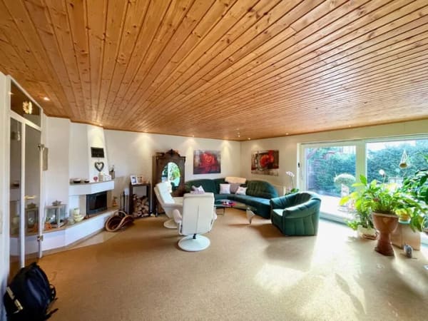 Immobilie in Wachau - +ESDI+ Familienglück auf vier Ebenen: Architektenhaus mit offener Küche, Kamin und ganz viel Platz! - Bild 2