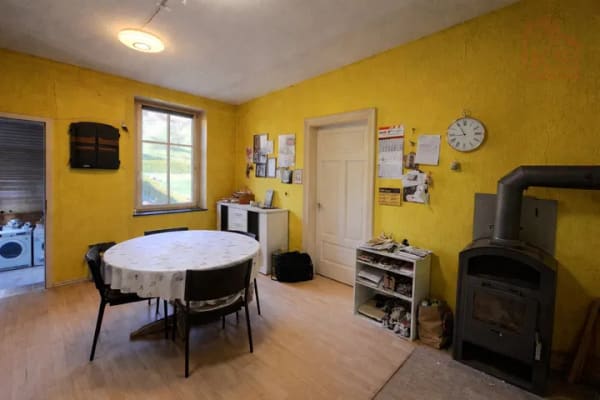 Immobilie in Dillingen/Saar - Ein- bis Zweifamilienhaus mit Scheune und großem Grundstück - Bild 3
