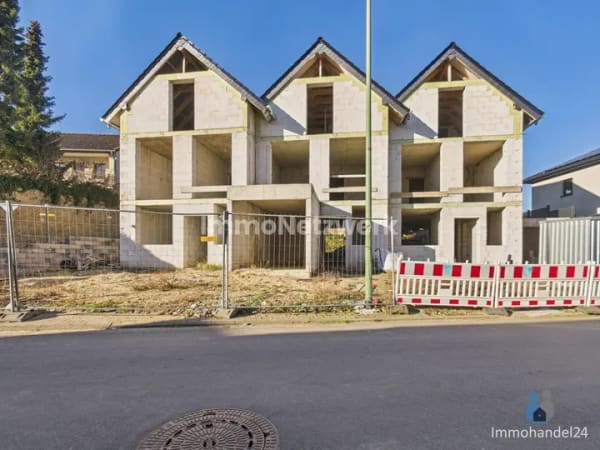 Immobilie in Vettweiß - NEU***Rohbau Einfamilienhaus mit Garage und Wärmepumpe in schöner Wohnlage von Vettweiss**NEU - Bild 1