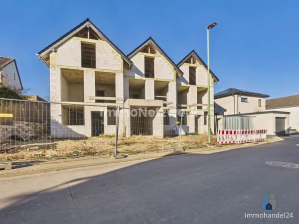 Immobilie in Vettweiß - NEU***Rohbau Einfamilienhaus mit Garage und Wärmepumpe in schöner Wohnlage von Vettweiss**NEU - Bild 3