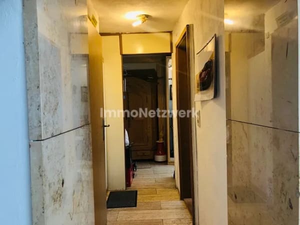 Immobilie in Wunsiedel - ***Stadthaus mit Potenzial*** - Bild 4
