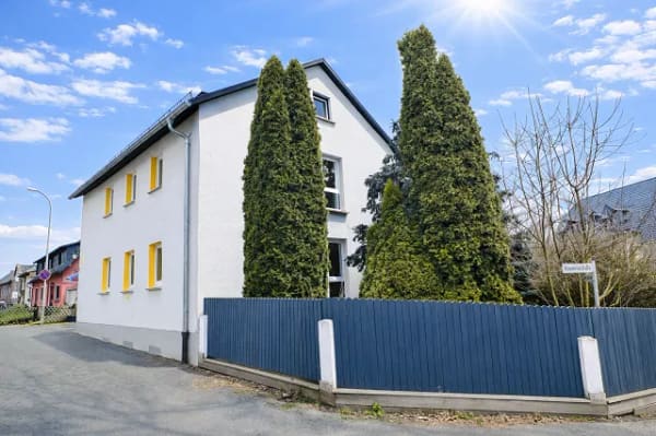 Immobilie in Döhlau - *Großzügiges Mehrgenerationenhaus in Döhlau – ein Zuhause mit Raum für Leben, Familie und Zukunft* - Bild 0