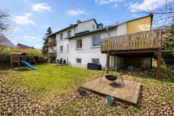 Immobilie in Döhlau - *Großzügiges Mehrgenerationenhaus in Döhlau – ein Zuhause mit Raum für Leben, Familie und Zukunft* - Bild 1