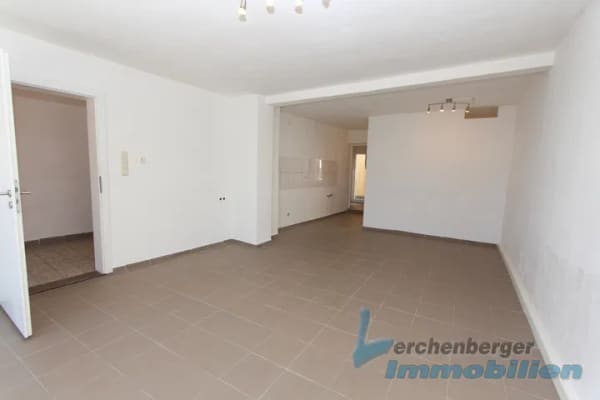 Immobilie in Plattling - Wohnhaus mit Hinterhofgarten im Plattlinger Zentrum - Bild 2