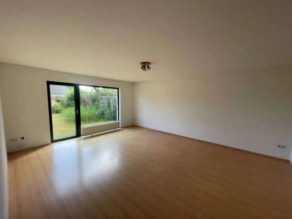 Immobilie in Lachendorf - Wohnen mit Charakter: Geräumiges Doppelhaus in Lachendorf - Bild 3
