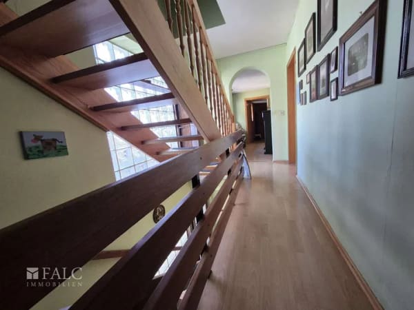 Immobilie in Grävenwiesbach - Hofreite - ein Stück Geschichte mit Ecken und Kanten und jeder Menge Potenzial - Bild 4