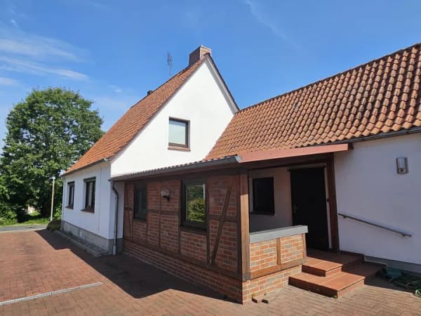 Immobilie in Visselhövede - ***Reserviert*** Zentral gelegenes Multitalent-Massivhaus - Bild 1