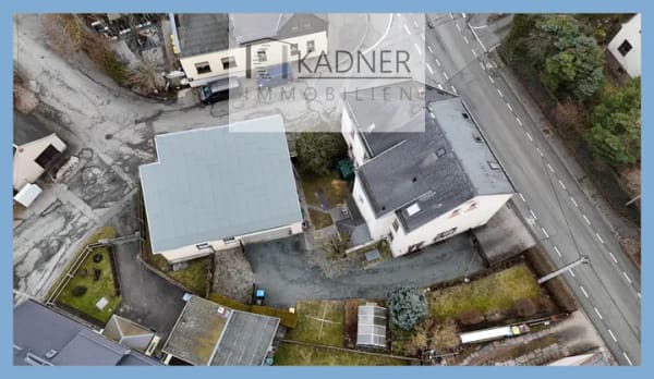 Immobilie in Pöhl - Lieblingsplatz? ZFH mit Terrasse, Garten und Doppelgarage in Pöhl - Bild 4