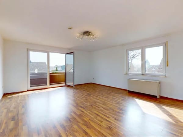 Immobilie in Delbrück - Bezugsfrei! 3-Zimmer-Wohnung mit Ost-Süd-Balkon und Stellplatz in Delbrück-Ostenland - Bild 1