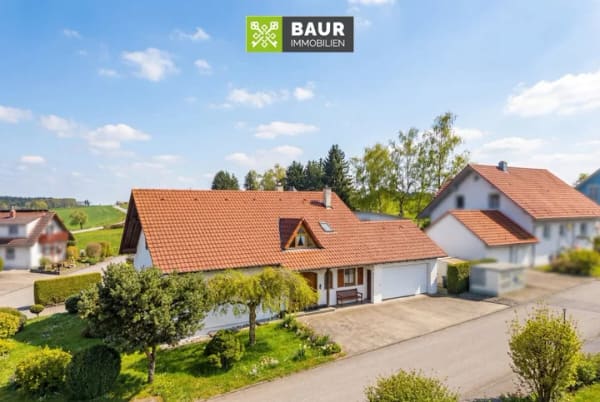 Immobilie in Göhren - Solides EFH mit Garage, Carport, Garten in See- und Waldnähe - eine tolle Kaufgelegenheit ! - Bild 0
