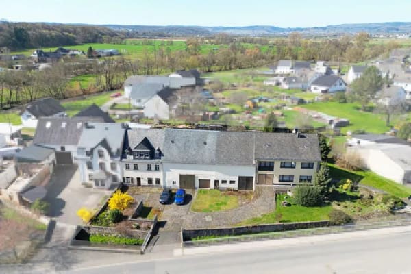 Immobilie in Platten - Platten bei Wittlich: Stilvolles Wohnhaus + große Scheune + weitläufigem Grundstück + Altbau - Bild 1