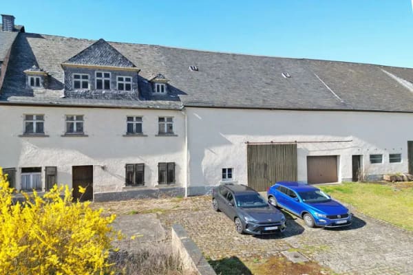 Immobilie in Platten - Platten bei Wittlich: Stilvolles Wohnhaus + große Scheune + weitläufigem Grundstück + Altbau - Bild 2