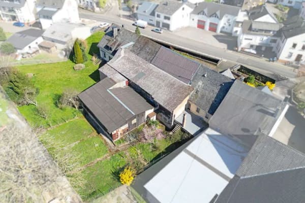 Immobilie in Platten - Platten bei Wittlich: Stilvolles Wohnhaus + große Scheune + weitläufigem Grundstück + Altbau - Bild 4