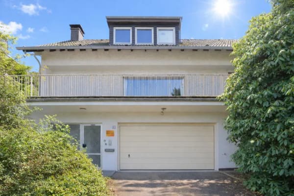 Immobilie in Odenthal - Freistehendes sanierungsbedürftiges Einfamilienhaus in Hanglage - Bild 0