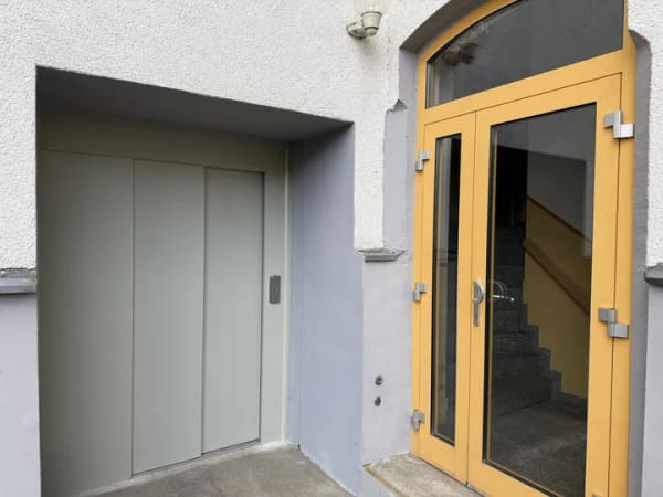 Immobilie in Langenweißbach - Zentrumsnah! 1,5-Raum-Whg. mit Balkon + Fahrstuhl / rollstuhlgerecht; vermietet! - Bild 3