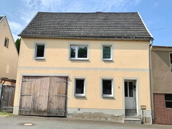 Immobilie in Heinsdorfergrund - Älteres Wohnhaus mit Hofdurchfahrt ! - Bild 0