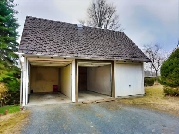 Immobilie in Markneukirchen - Bauernhaus mit Scheunen und Garagen! - Bild 4