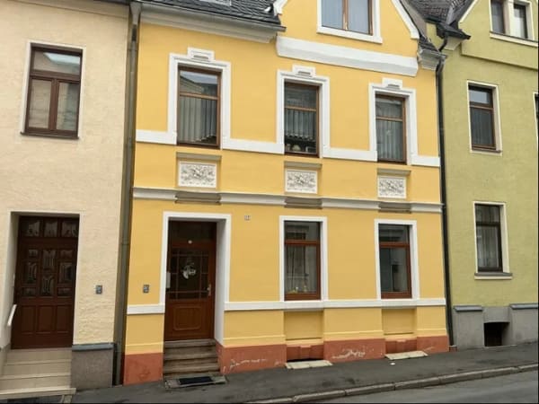 Immobilie in Adorf/Vogtland - Raum für Träume und Familienleben - Bild 1