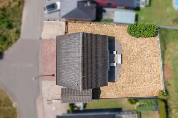 Immobilie in Kirchberg - Junges, energieeffizientes Wohnhaus auf pflegeleichtem Grundstück in ruhiger Sackgasse - Bild 2