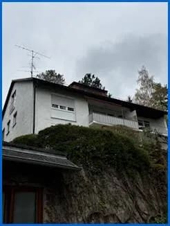 Immobilie in Öhningen - Neuer Preis - Tolle Lage auf der Höri - renovierungsbedürftige - DG WHG in gepflegtem Haus-frei! - Bild 1