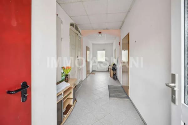 Immobilie in Hainichen - 180m² Wohnfläche und Ausbaupotenzial: Großzügiges Einfamilienhaus mit Garten in Hainichen - Bild 1