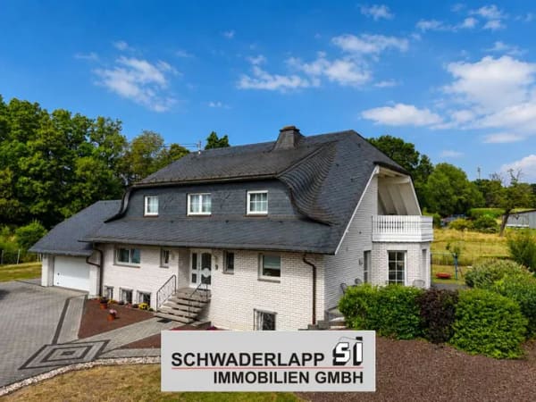 Immobilie in Roßbach - Viel Platz für Ihre Wohnträume – Hochwertiges Einfamilienhaus mit Einliegerwohnung in ruhiger Wohnla - Bild 0