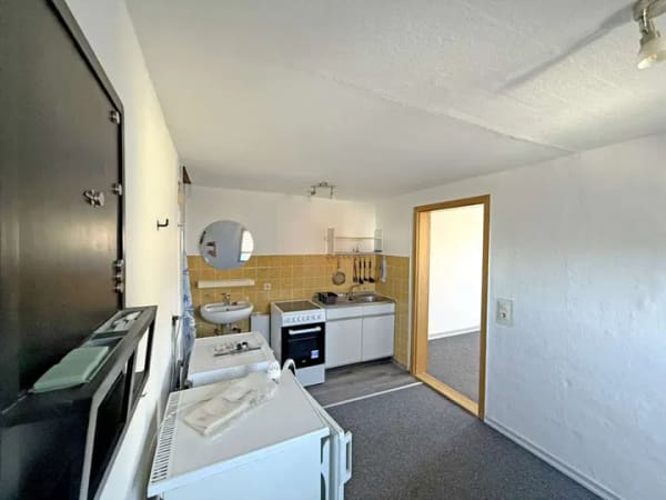 Immobilie in Lübeck - Lübeck St. Jürgen: Attraktives EFH/ MFH mit Garagenhof und Ausbaupotenzial unweit der Uni - Bild 4
