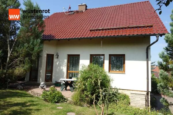 Immobilie in Kranichfeld - Gepflegtes Einfamilienhaus in ruhiger Feldrandlage - Bild 2