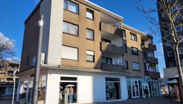 Immobilie in Voerde (Niederrhein) - Helle und gut geschnittene 4-Zimmer-Eigentumswohnung mit Balkon in zentraler Lage von Voerde - Bild 3