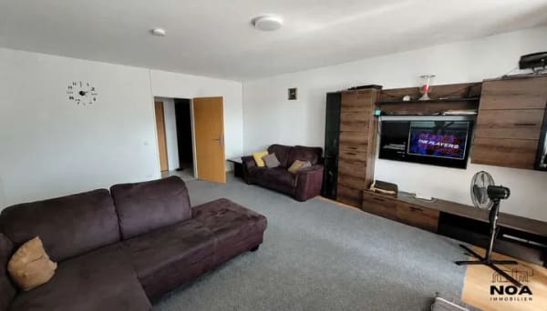 Immobilie in Voerde (Niederrhein) - Helle und gut geschnittene 4-Zimmer-Eigentumswohnung mit Balkon in zentraler Lage von Voerde - Bild 4